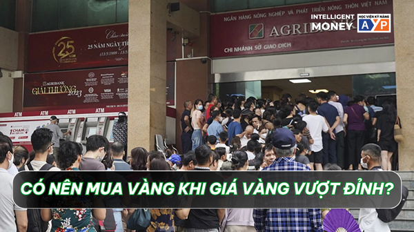 Có nên mua vàng khi giá vàng vượt đỉnh 2024